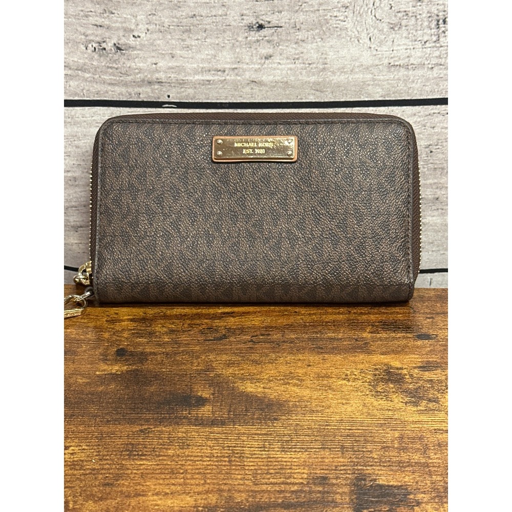 Michael Kors Jet Set Travel Large Logo Continental Wristlet Wallet